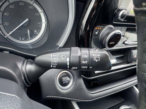 Used 2021 Toyota Highlander XSE image 41