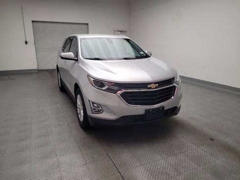 Used 2020 Chevrolet Equinox LT image 14