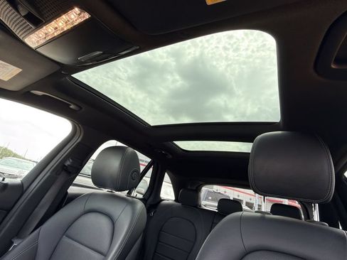 Used 2022 Mercedes-Benz GLC 300 image 30