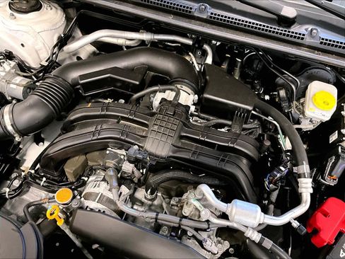 Used 2024 Subaru Crosstrek 2.5i Limited AWD/4WD image 36