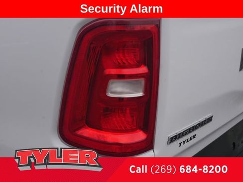 Used 2025 RAM 1500 Big Horn AWD/4WD image 13
