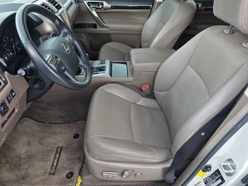 Used 2018 Lexus GX 460 w/ Navigation Package AWD/4WD image 8