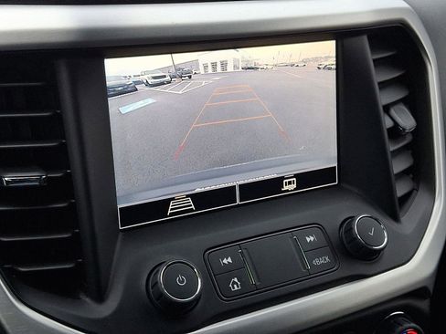 Used 2021 GMC Acadia SLE w/ Driver Convenience Package image 39