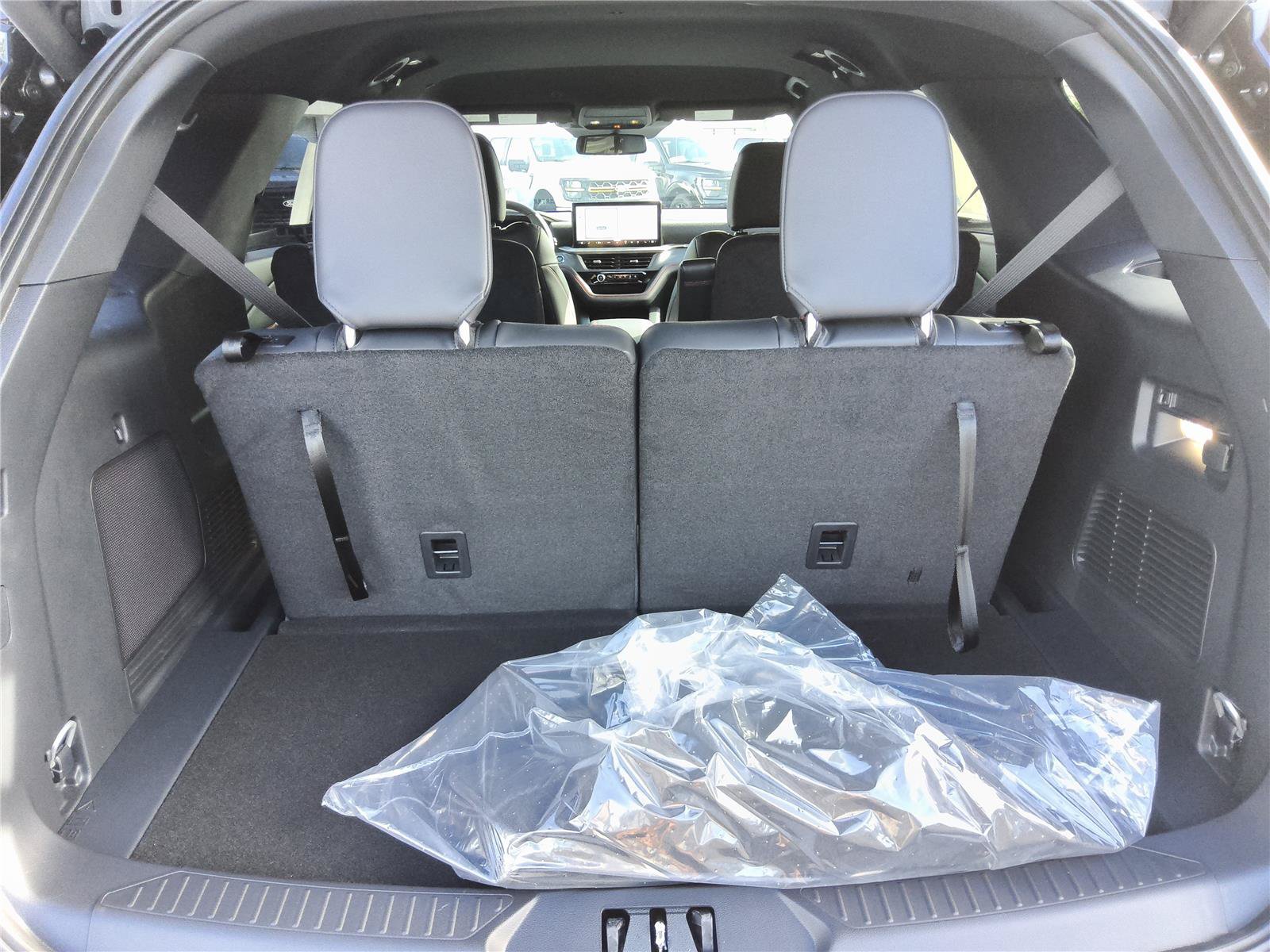 New 2027 Ford Explorer ST-Line w/ Premium Package RWD image 5