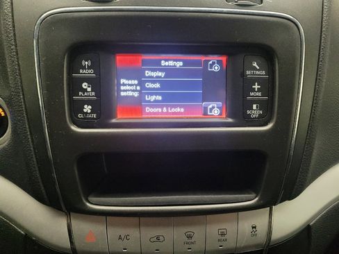 Used 2018 Dodge Journey SE w/ Popular Equipment Group image 25