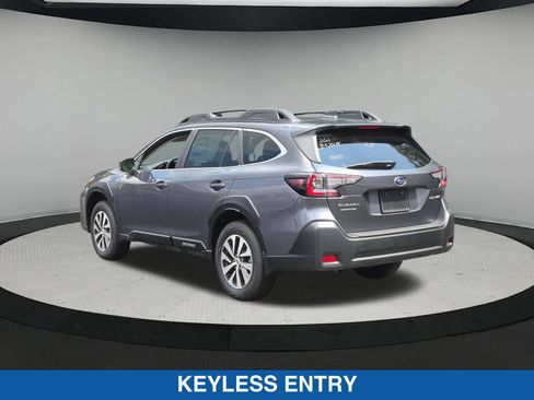Certified 2025 Subaru Outback Premium AWD/4WD image 6