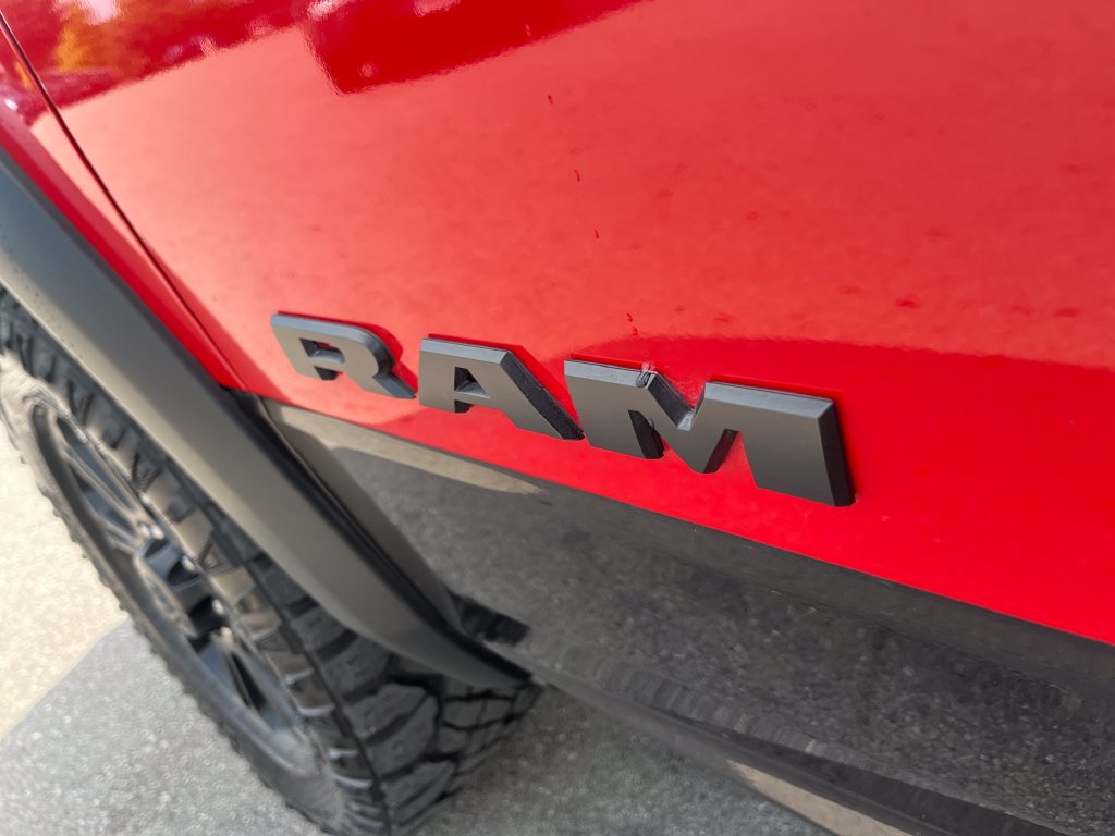 Used 2024 RAM 2500 Rebel AWD/4WD image 33