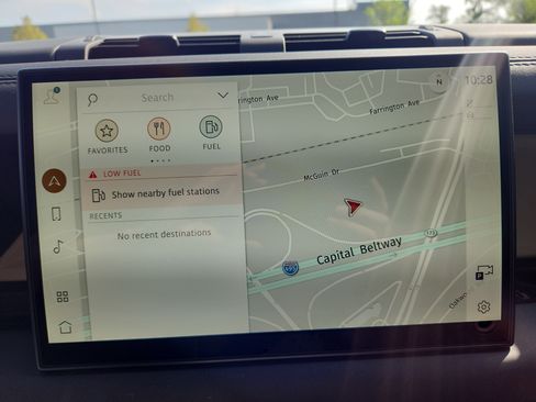 Used 2025 Land Rover Defender 110 S image 19