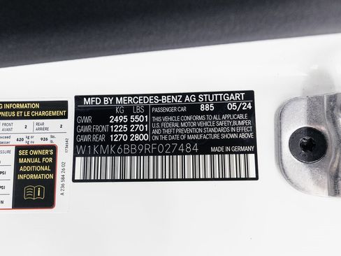 Used 2024 Mercedes-Benz CLE 450 4MATIC Cabriolet image 39