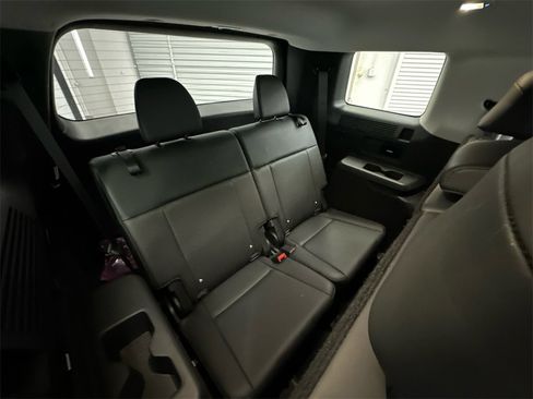 Used 2024 Hyundai Santa Fe XRT image 18