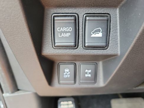Used 2025 Nissan Frontier PRO-4X w/ Interior Protection Package AWD/4WD image 14