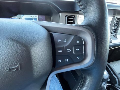 Used 2023 Ford Bronco Outer Banks image 17