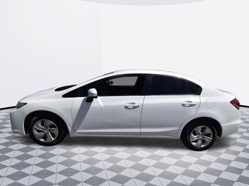Used 2015 Honda Civic LX image 2