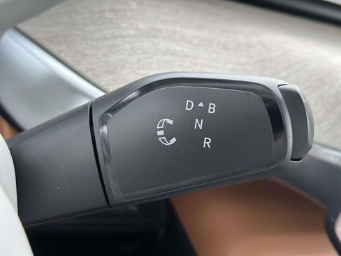 Certified 2025 Volkswagen ID. Buzz 1st Edition image 20