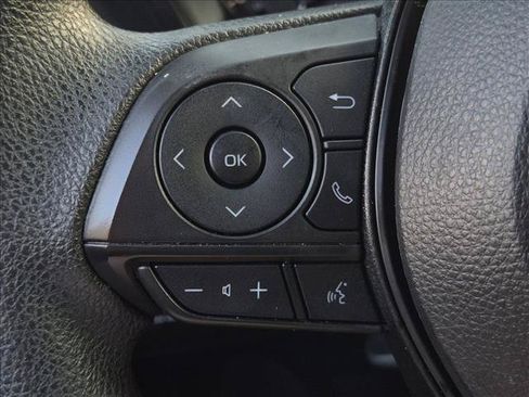 Used 2023 Toyota Corolla LE FWD image 11