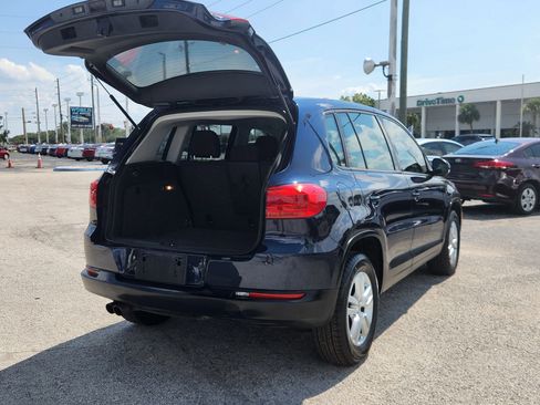 Used 2014 Volkswagen Tiguan S image 20