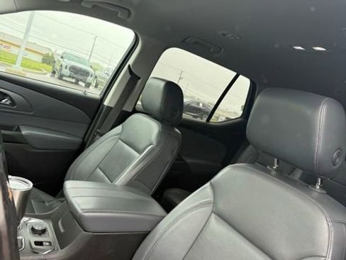 Used 2018 Chevrolet Traverse Premier AWD/4WD image 13