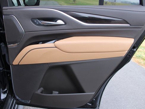 Used 2024 Cadillac Escalade Sport image 22