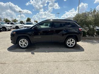 Used 2024 Jeep Compass Latitude AWD/4WD video 2