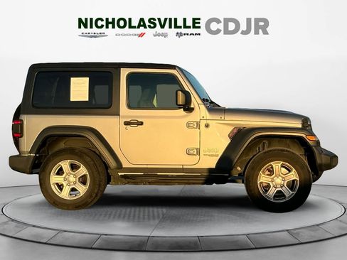 Used 2020 Jeep Wrangler Sport image 5