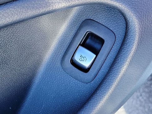 Certified 2022 Mercedes-Benz C 300 Cabriolet image 18