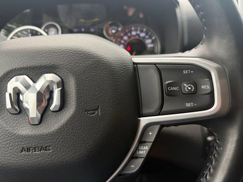 Used 2020 RAM 1500 Big Horn AWD/4WD image 23
