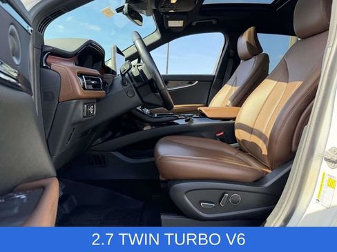 Certified 2023 Lincoln Nautilus Reserve w/ Luxury Package AWD/4WD image 9