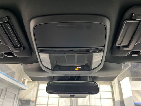 Certified 2026 Subaru Forester AWD/4WD image 32
