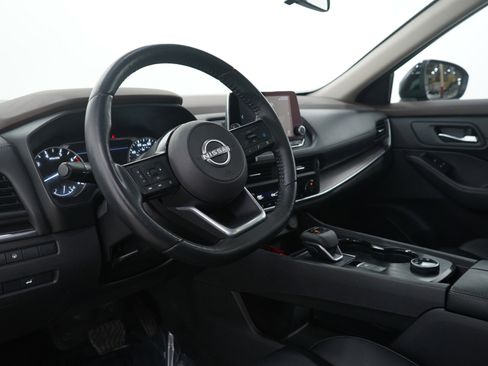 Used 2023 Nissan Rogue SV w/ SV Premium Package image 26