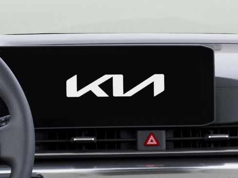 New 2026 Kia Carnival SX FWD image 16