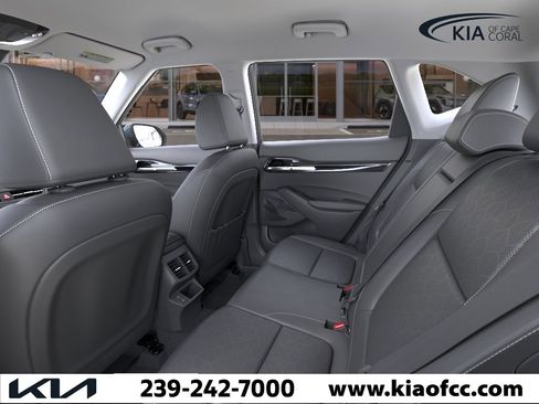 New 2026 Kia Seltos EX FWD image 18