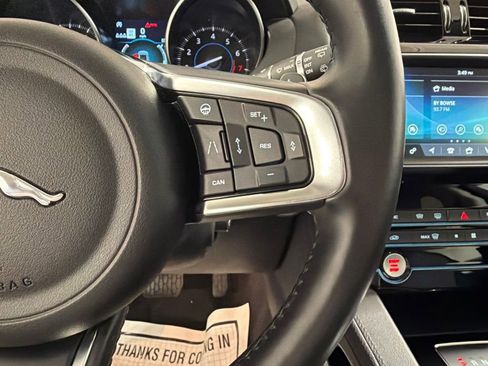 Used 2020 Jaguar F-PACE Prestige AWD/4WD image 13