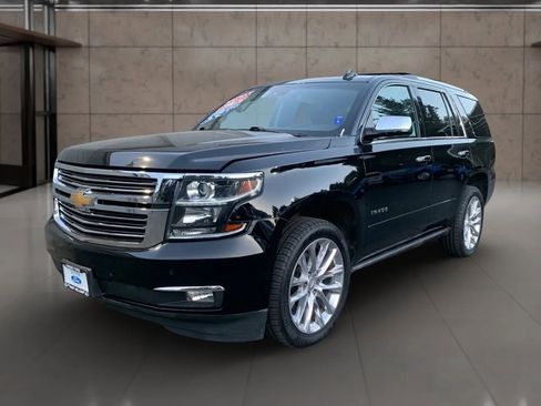 Used 2019 Chevrolet Tahoe Premier w/ Premier Plus Edition image 3