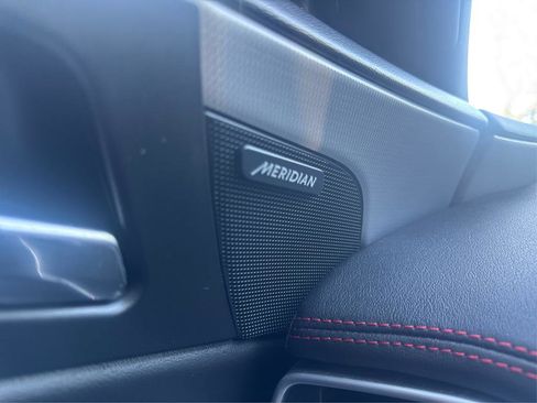 Used 2017 Jaguar XE R-Sport image 28