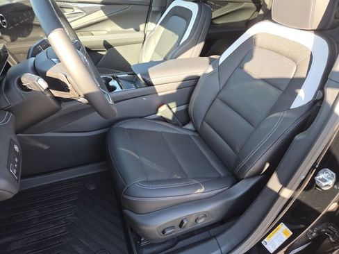 New 2026 Chevrolet Blazer EV LT image 30