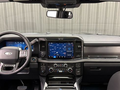 Used 2026 Ford F450 Platinum w/ FX4 Off-Road Package image 38