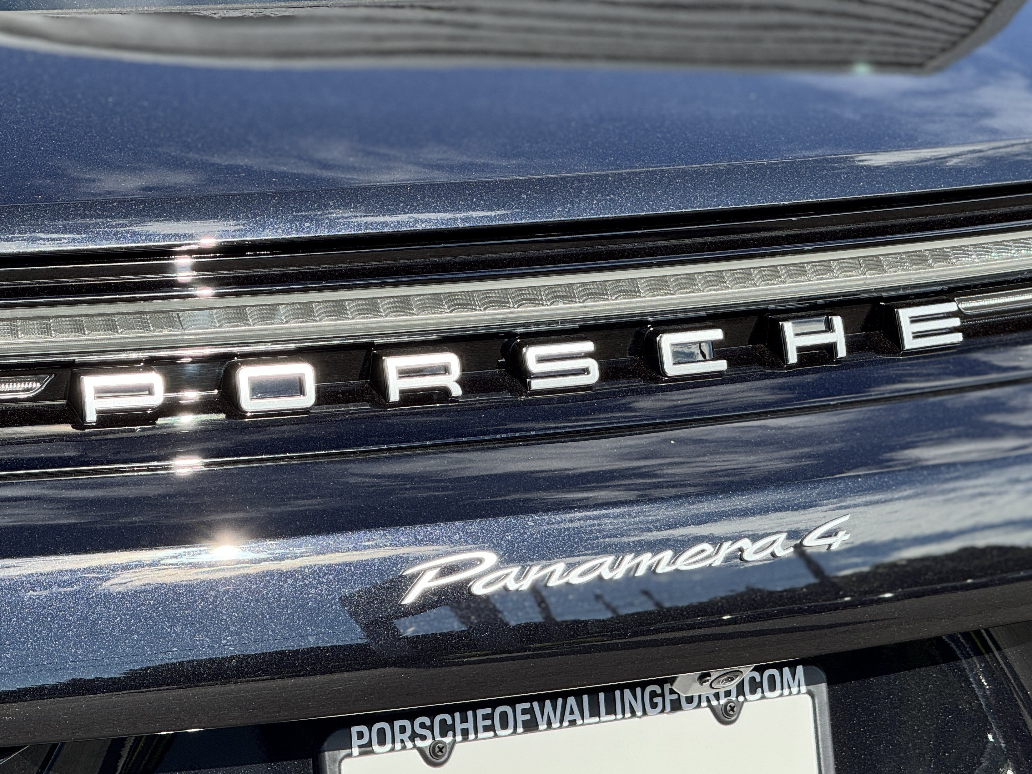 Certified 2025 Porsche Panamera 4 AWD/4WD image 17