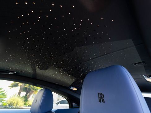 Used 2020 Rolls-Royce Wraith RWD image 19