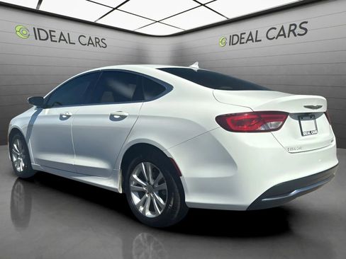 Used 2015 Chrysler 200 Limited w/ Convenience Group FWD image 7