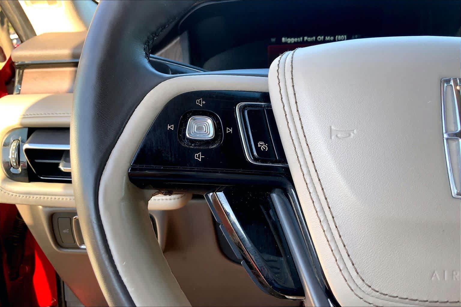Used 2020 Lincoln Aviator Reserve w/ Equipment Group 201A RWD image 24
