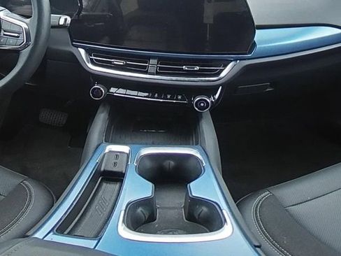Used 2025 Chevrolet Equinox EV LT w/ Convenience Package FWD image 21
