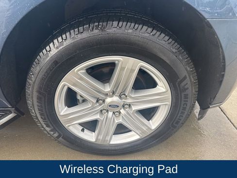 Used 2020 Ford Expedition XLT w/ Equipment Group 202A RWD image 9