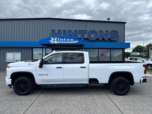 Used 2021 Chevrolet Silverado 3500 LTZ w/ LTZ Plus Package AWD/4WD image 2