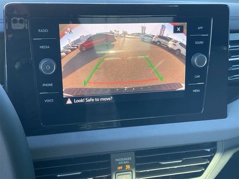 New 2025 Volkswagen Jetta SE image 23