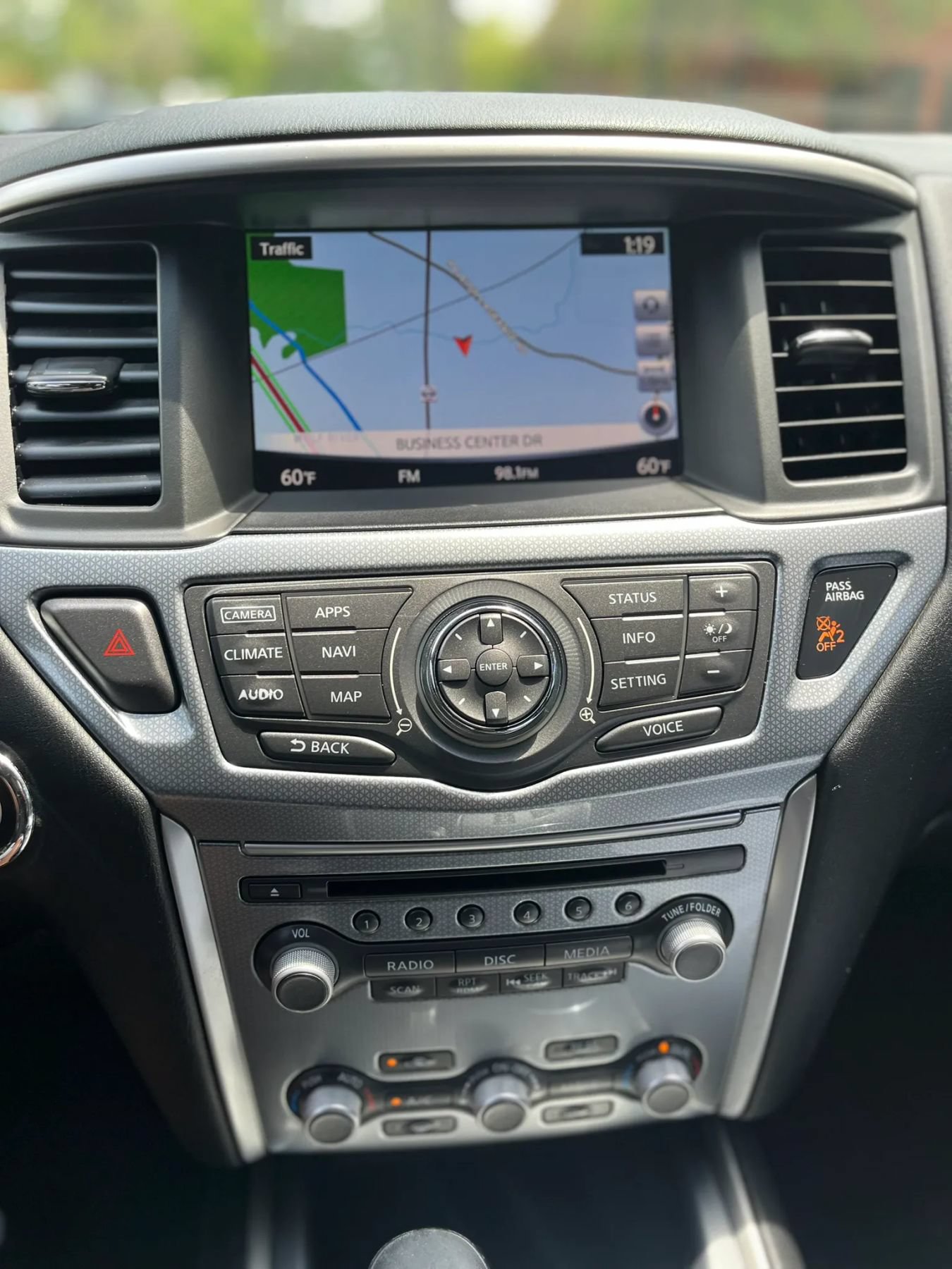 Used 2017 Nissan Pathfinder SL w/ SL Tech Package FWD image 16