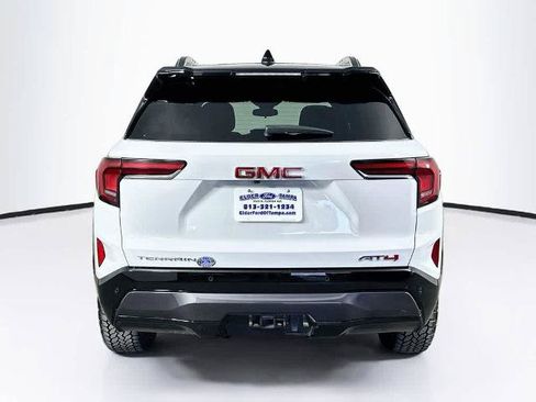 Used 2026 GMC Terrain AT4 AWD/4WD image 4