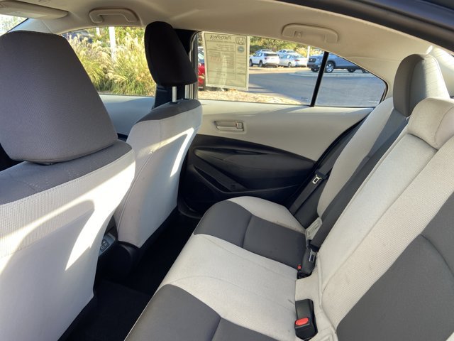 Used 2026 Toyota Corolla LE w/ LE Premium Package FWD image 17