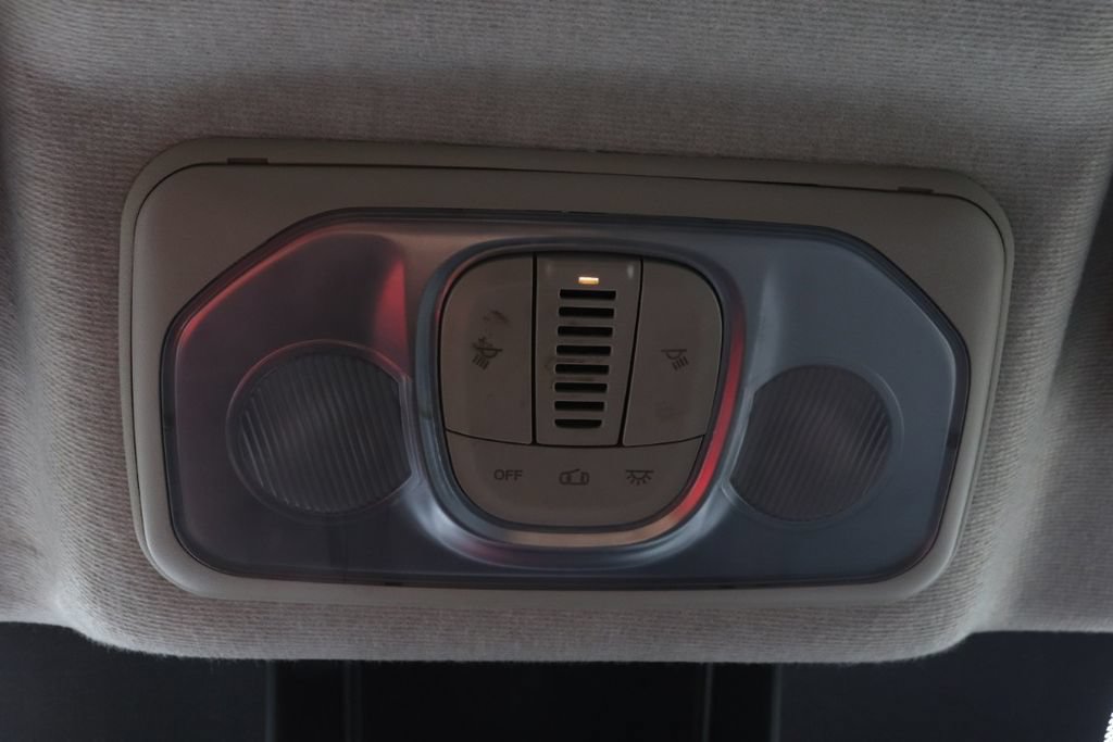 Used 2025 RAM ProMaster 2500 w/ U-Haul Equipment Group FWD image 21