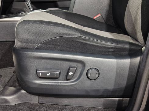 Used 2022 Toyota 4Runner SR5 RWD image 22