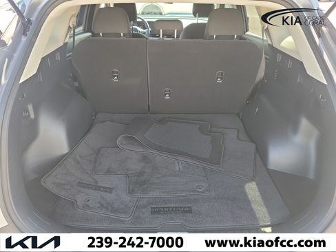 Certified 2025 Kia Sportage LX FWD image 10
